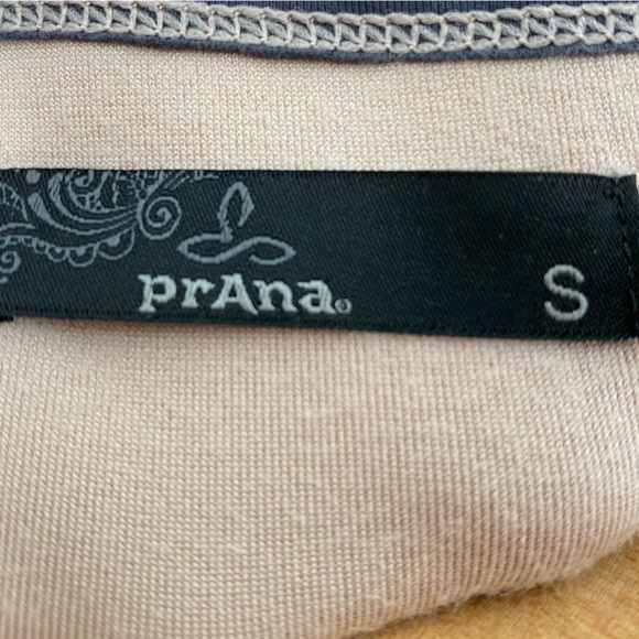 Prana women’s crop sweatshirt - Picture 3 of 5
